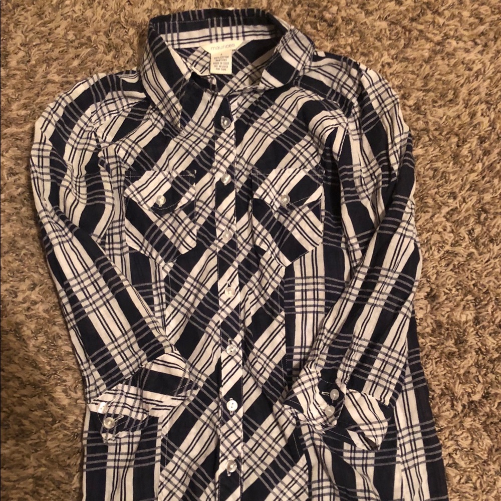 Maurice’s blue plaid shirt